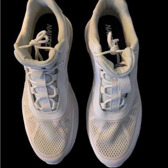 Nautica Neptune white sneakers men’s size 10 - Picture 3 of 11